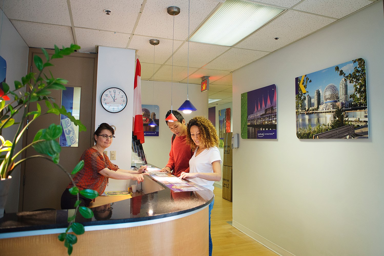 Kaplan International Vancover Galeri