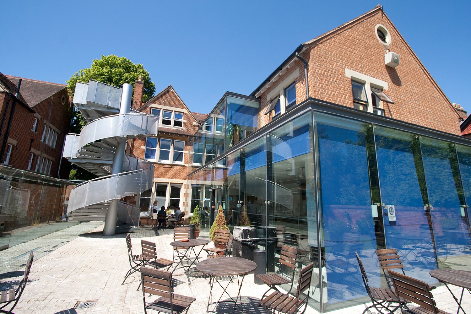 Kaplan Oxford Galeri